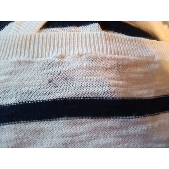 Vince. Large Cream Navy Blue Stripe Tunic Sweater, V-Neck Long Sleeve READ - Picture 7 of 7